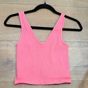 Ribbed V-Neck Tank Top - Pink